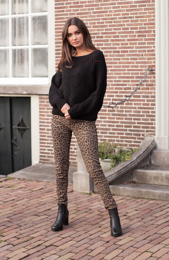 Yara Sweater Black – shoparchief — foto 5