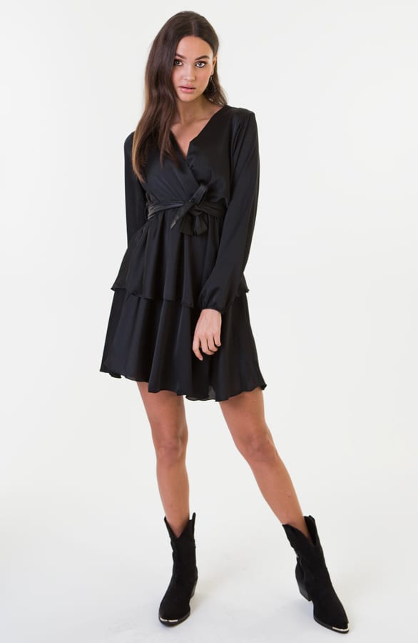 Olivia Satijnen Jurk Zwart – shoparchief — foto 2