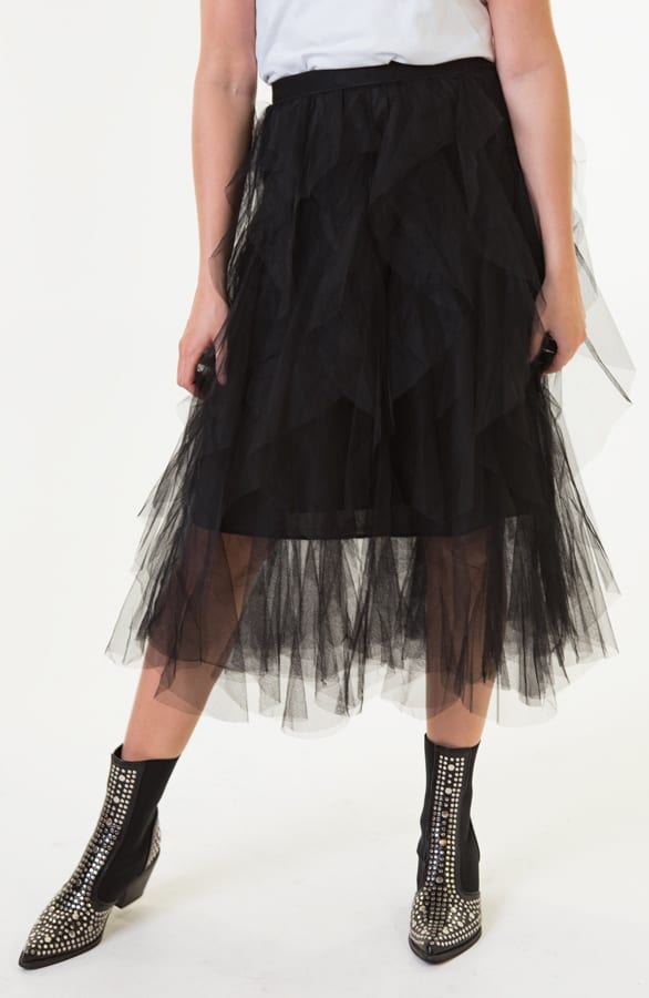 Jackie Tule Rok Lang Zwart – shoparchief