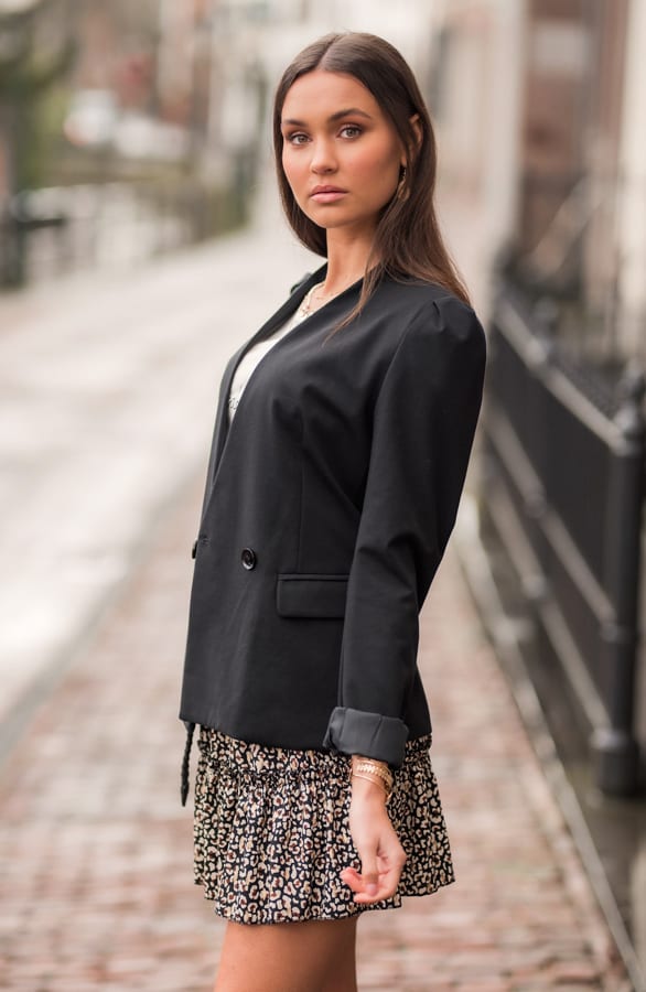 Blazer Pofmouwen Kyra Zwart – shoparchief — foto 3