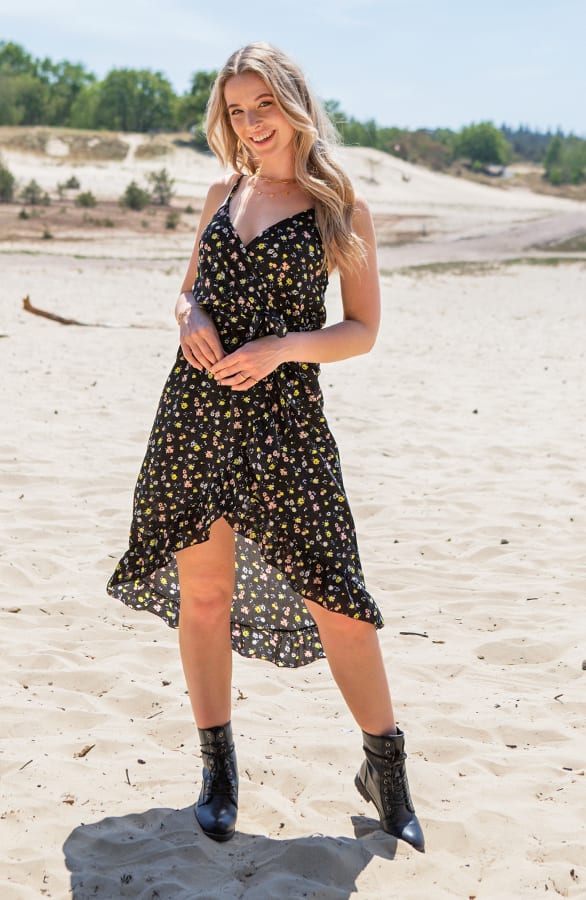 Bloemen Spaghetti Jurk Fae Zwart – shoparchief — foto 3