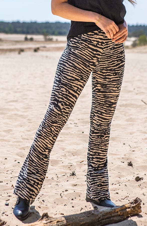 Janine Flared Broek Zebra – shoparchief — foto 3