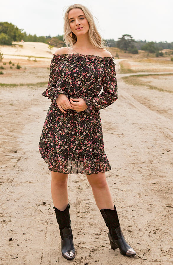 Off Shoulder Bloemen Jurk Myra Zwart – shoparchief