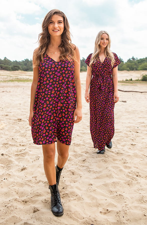 Spaghetti Jurk Jill Zwart (oud) – shoparchief — foto 5