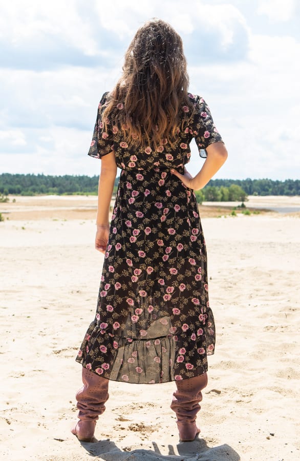Bloemen Midi Jurk Hannah Zwart – shoparchief — foto 2