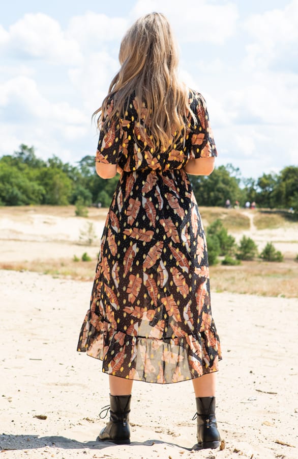 Midi Jurk Leaves Alina Zwart Goud – shoparchief — foto 4