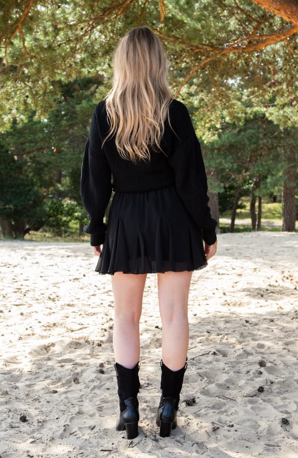 Plooien Rok Loïs Zwart – shoparchief — foto 3