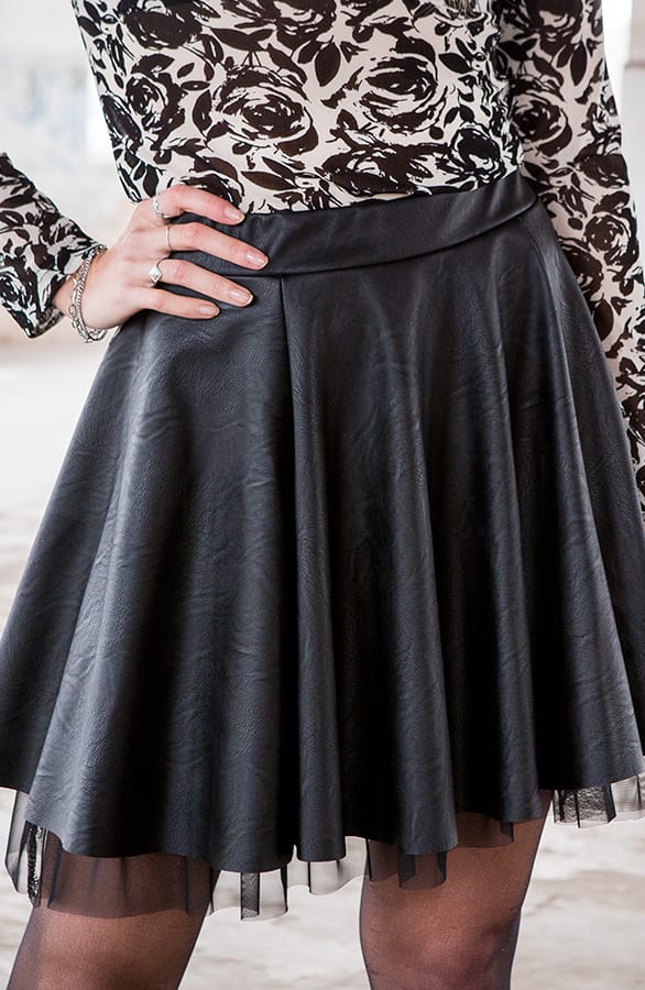 Leren Plooien Rok April Zwart – shoparchief