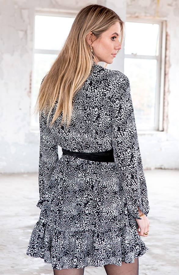 Panter Strikjurk Amy Zwart Wit – shoparchief — foto 3