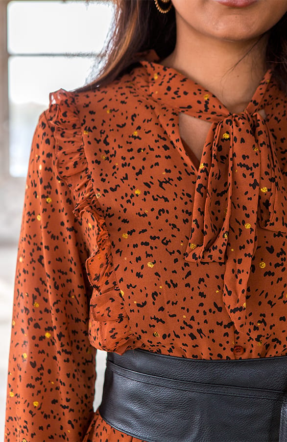 Ruches Jurk Met Stippen Phebe Cognac – shoparchief — foto 3