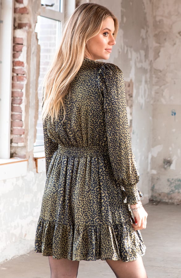 Zijden Jurk Panterprint Alexa Army – shoparchief — foto 3
