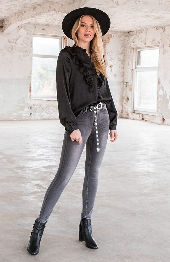 Blouse Ruches Satijn Annebel Zwart – shoparchief — foto 4