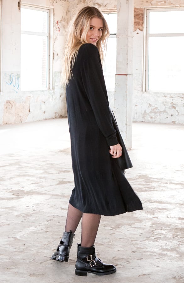 Long Jersey Cardigan Amelia Black – shoparchief