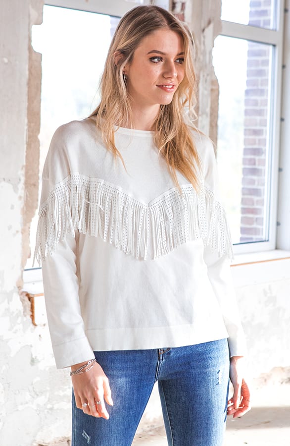 Trui Met Franjes Kaylinn Creme – shoparchief
