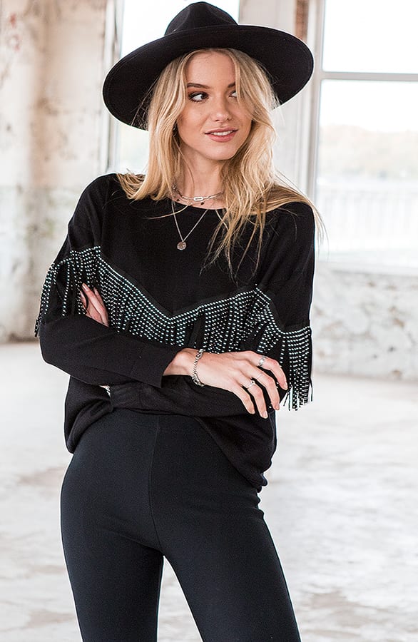 Trui Met Franjes Kaylinn Zwart – shoparchief