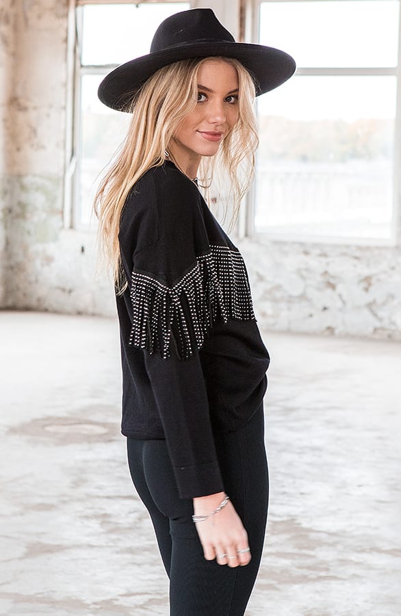 Trui Met Franjes Kaylinn Zwart – shoparchief — foto 2