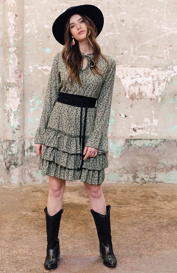 Evelyn Hartjes Ruches Jurk Legergroen – shoparchief — foto 6