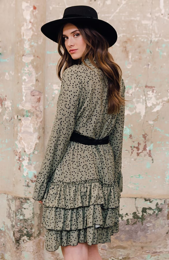 Evelyn Hartjes Ruches Jurk Legergroen – shoparchief — foto 3