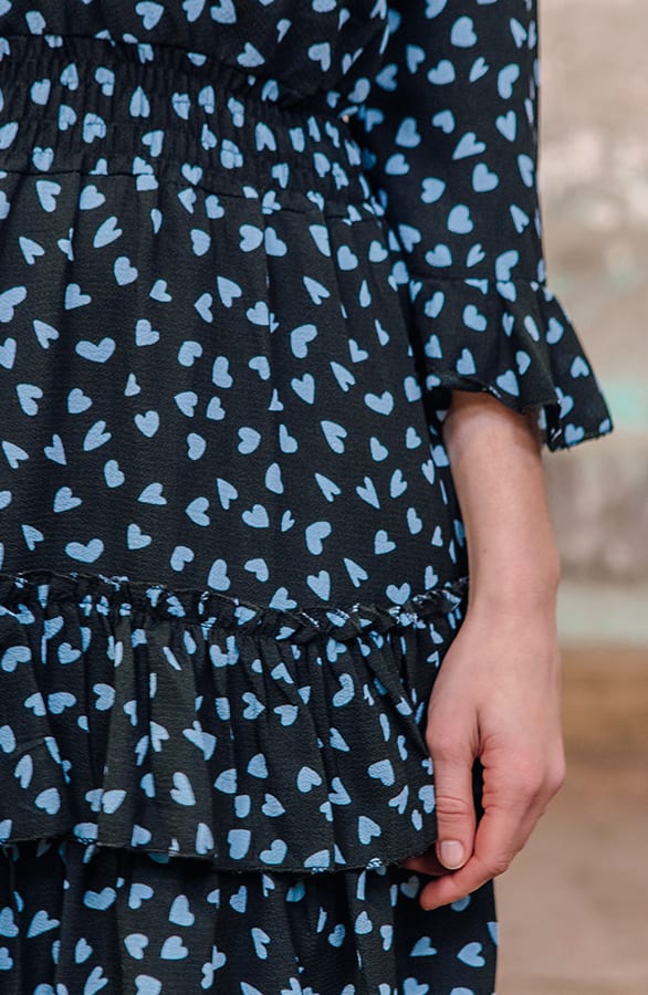 Hartjes Laagjes Jurk Zwart Blauw – shoparchief — foto 4