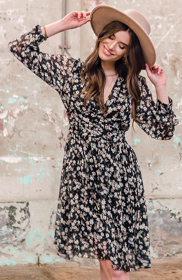 Jurk Met Bloemen Fiona Zwart – shoparchief — foto 2