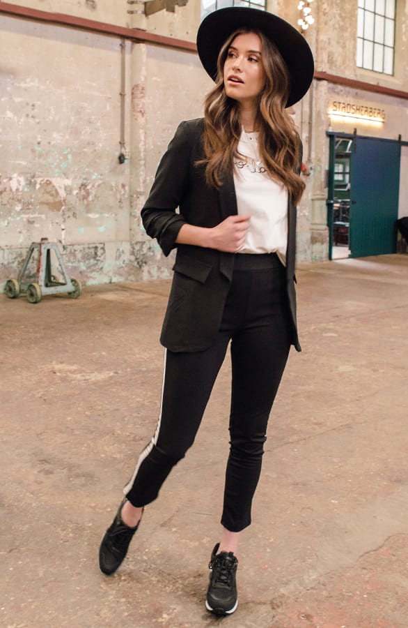 Pantalon Met Bies Elin Zwart – shoparchief — foto 5