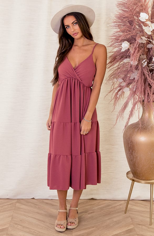 Spaghetti Laagjes Jurk Faya Roze – shoparchief — foto 2