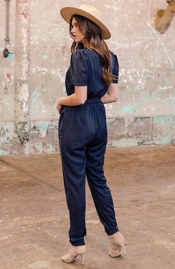 V-hals Jumpsuit Lauri Marine – shoparchief — foto 2