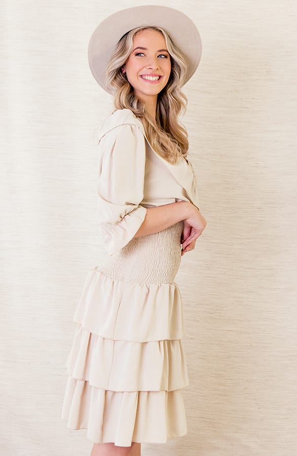 Lagen Jurk Stretch Noelle Beige – shoparchief — foto 2