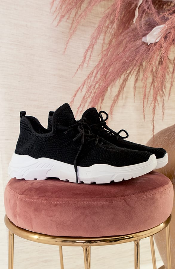 Stretch Sneakers Yve Zwart – shoparchief