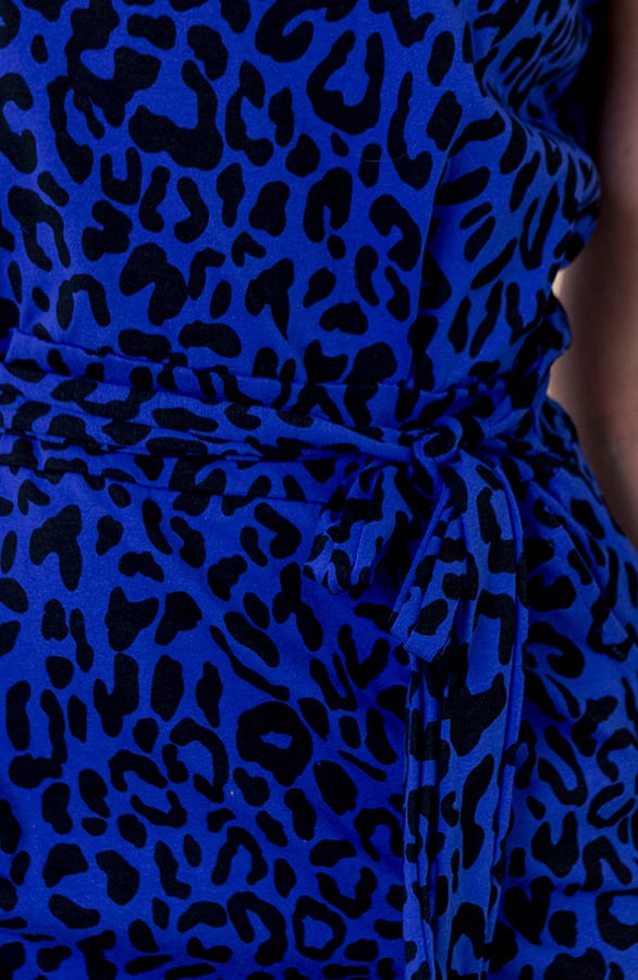 Noa Dress Leopard Kobalt – casual jurkjes — foto 5