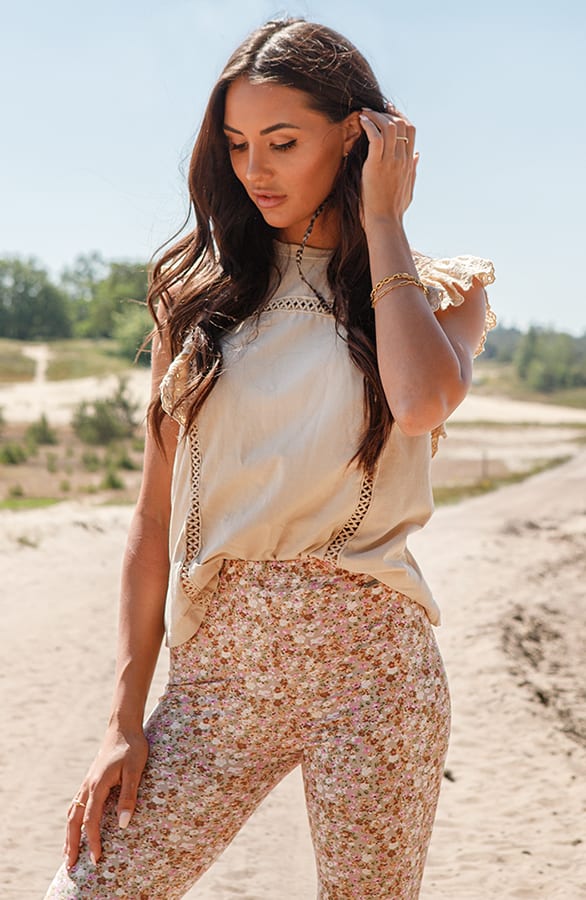 Embroidery Top Diede Beige – shoparchief