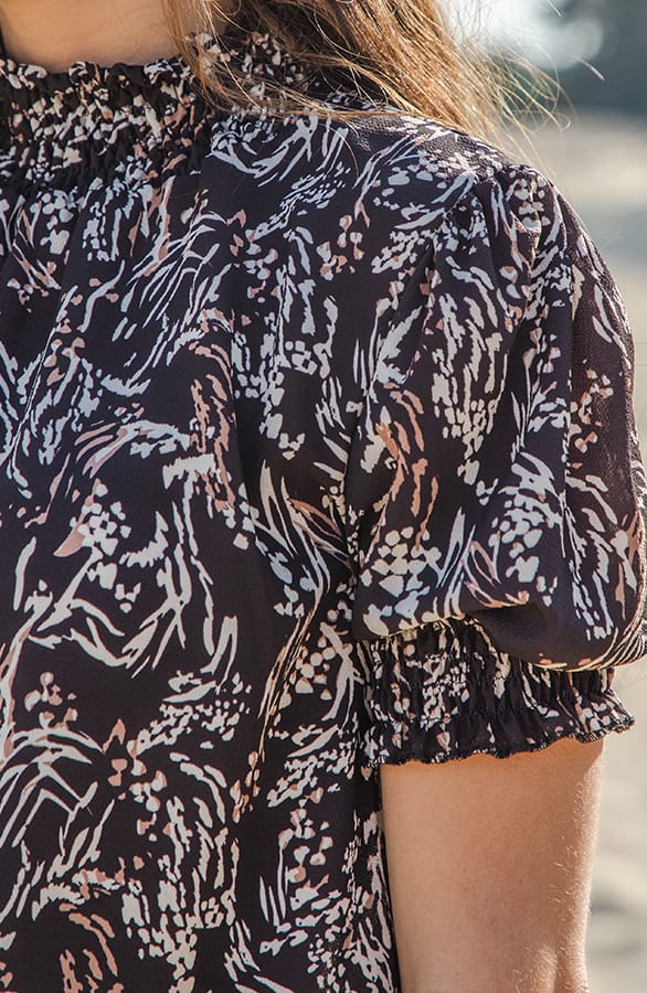 Lynn Top Print Zwart – shoparchief — foto 3