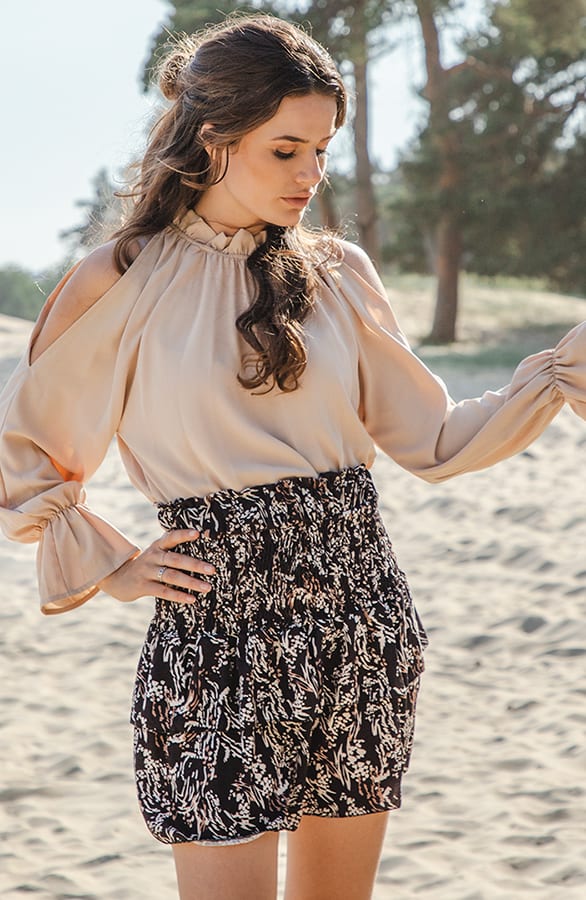 Open Shoulder Blouse Melody Beige – shoparchief — foto 2