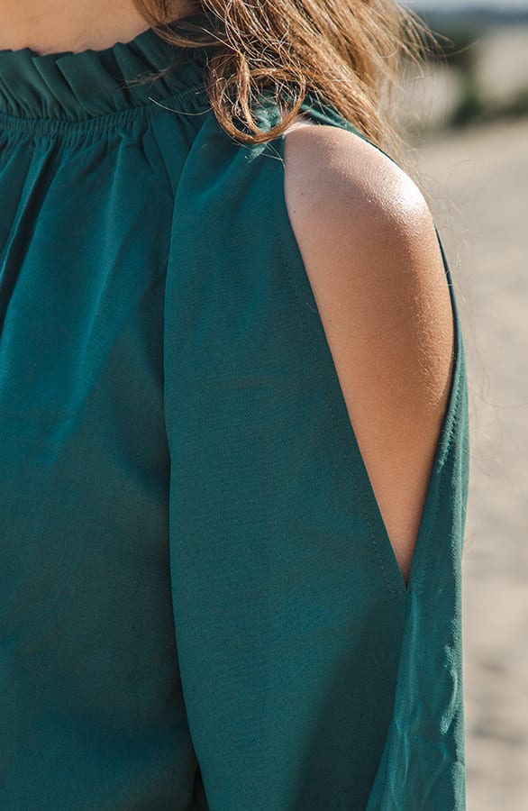 Open Shoulder Blouse Melody Smaragd – shoparchief — foto 3