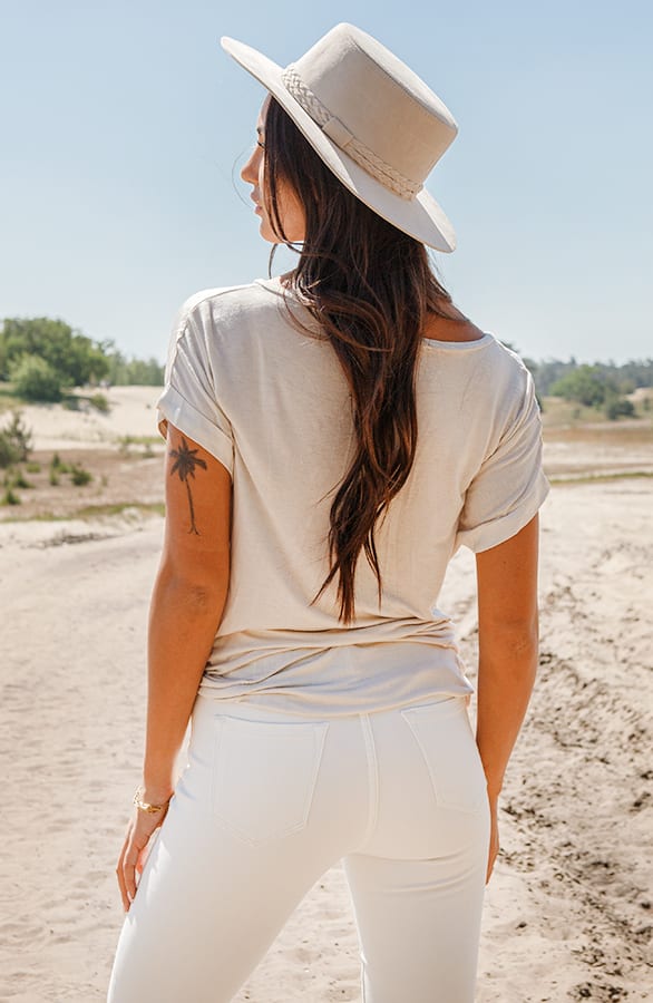 Oversized Satijnen Top Sofia Beige – shoparchief — foto 3