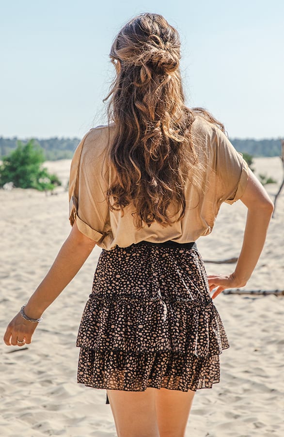 Oversized Satijnen Top Sofia Camel – shoparchief — foto 3