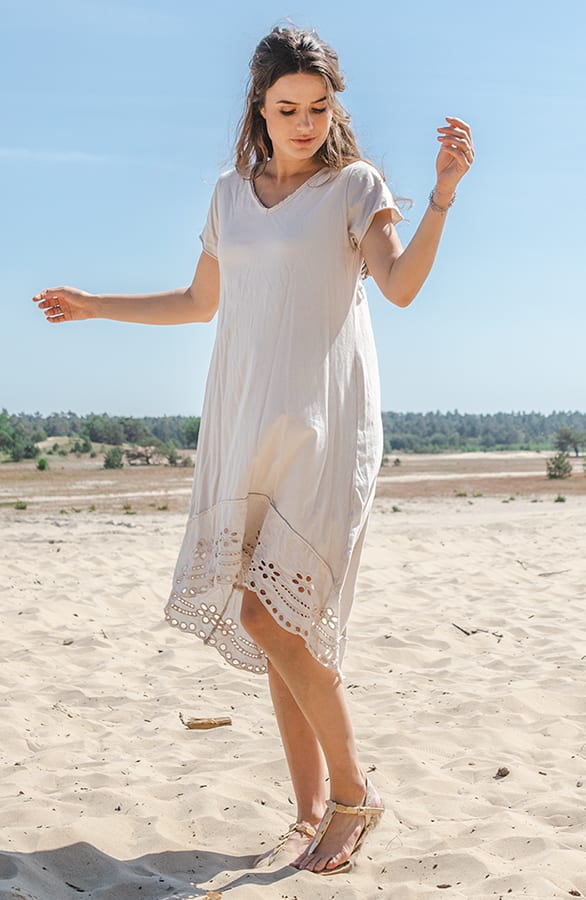 T-shirt Dress Met Embroidery Beige – shoparchief