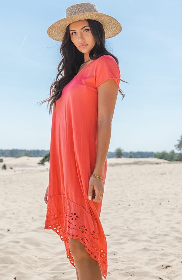 T-shirt Dress Met Embroidery Koraal – shoparchief — foto 5