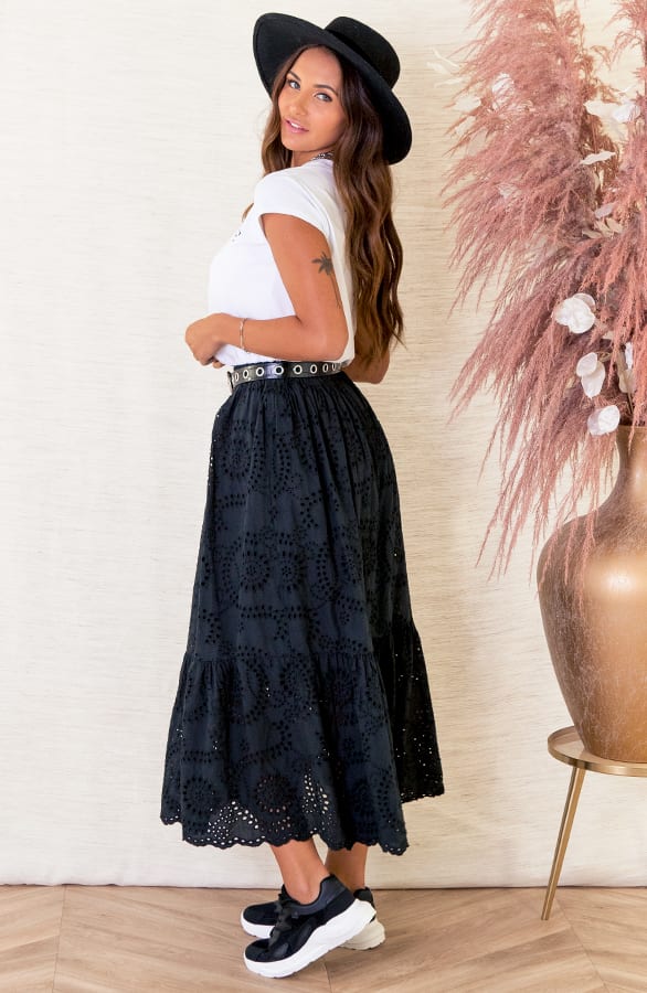 Embroidery Rok Fajah Zwart – shoparchief — foto 3