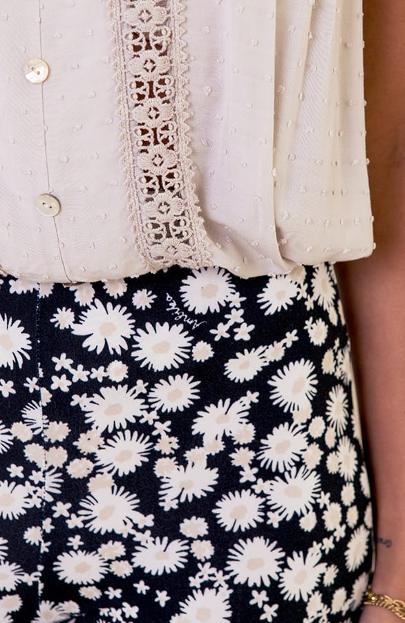 Janine Flared Broek Bloemen Wit Zwart – shoparchief — foto 3