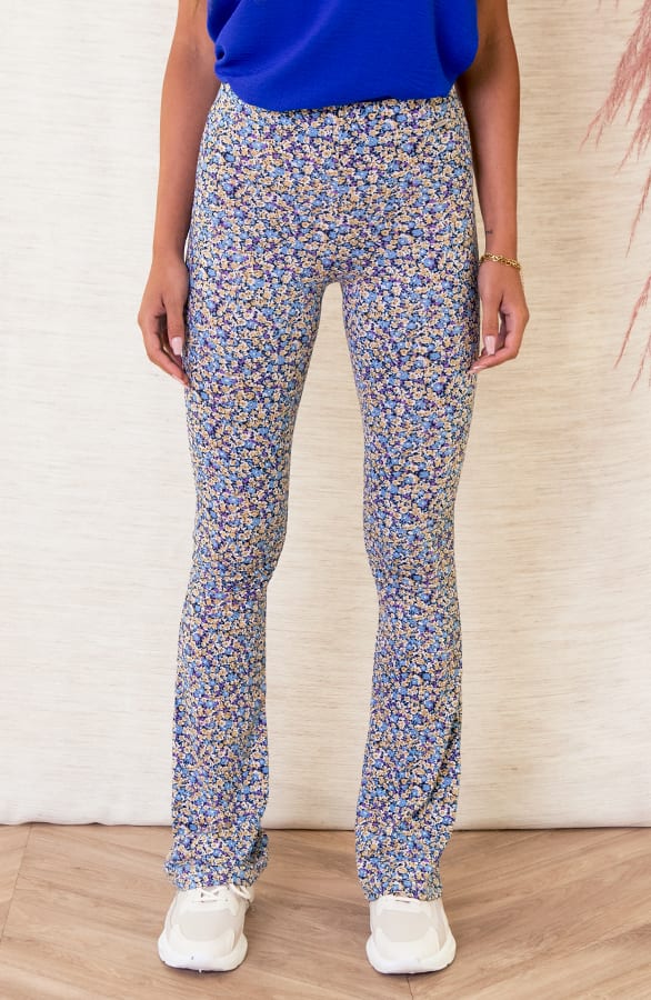 Janine Flared Broek Floral Blauw – shoparchief