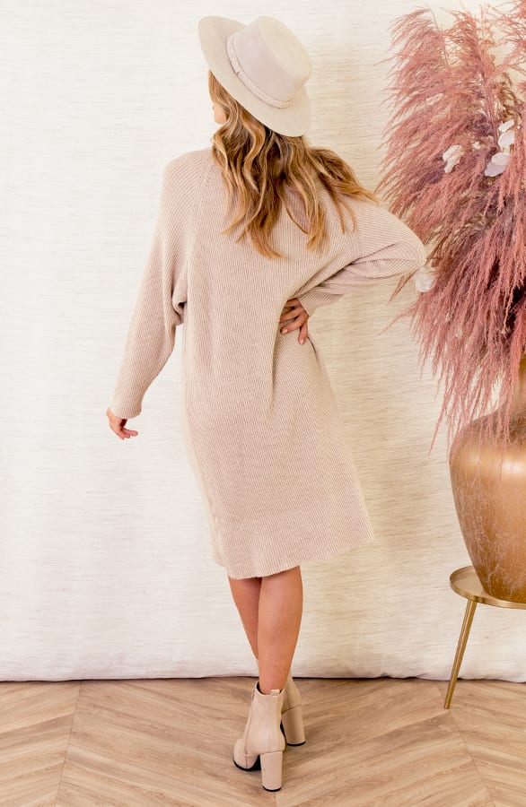 Jurk Met Col Michelle Beige – shoparchief — foto 6