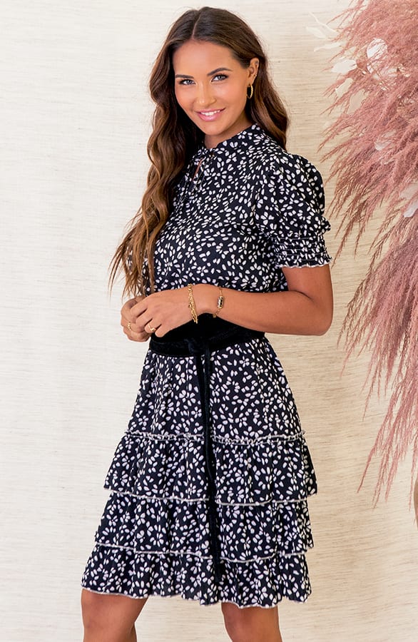 Ruches Jurk Met Print Jelina Zwart Wit – shoparchief — foto 2
