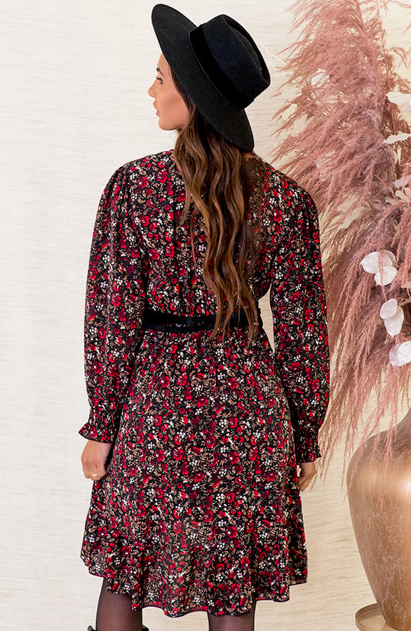 Ruches Jurk Met Bloemen Lola Rood – shoparchief — foto 3