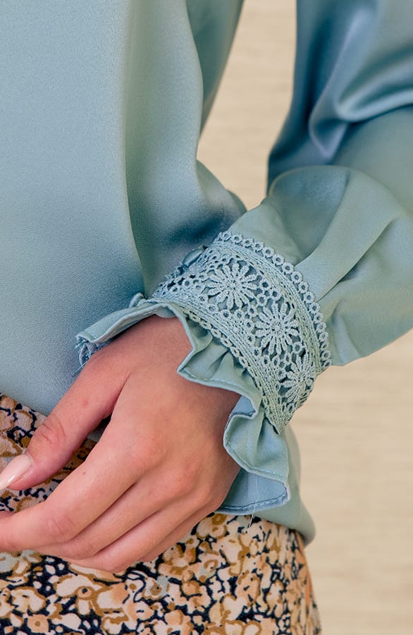 Zijden Blouse Met knopen Myla Oase – shoparchief — foto 4