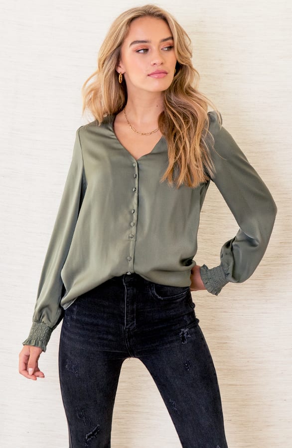 Zijden Blouse Met knopen Myla Army – shoparchief — foto 2