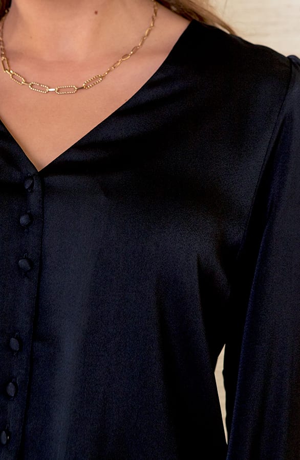 Zijden Blouse Met knopen Myla Zwart – shoparchief — foto 4