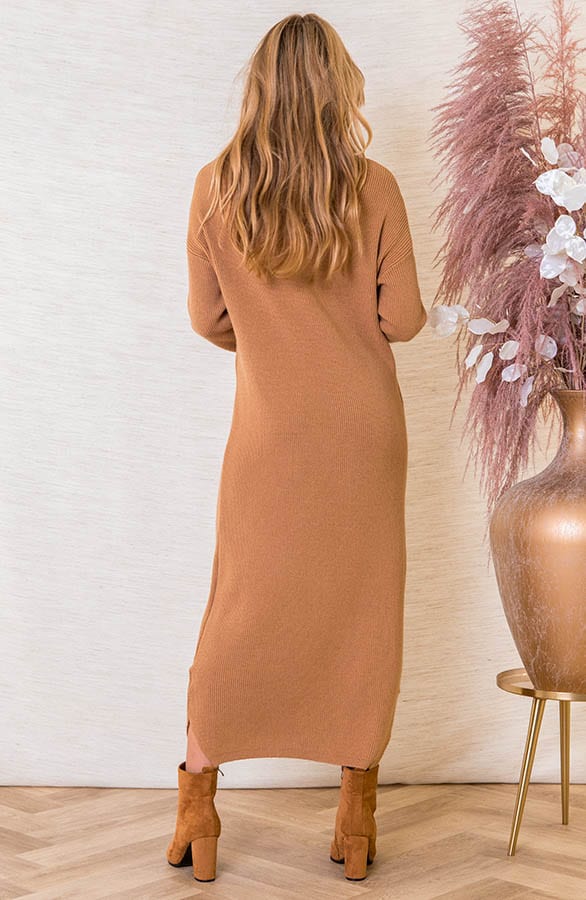 Gebreide Jurk Met Col Floor Camel – shoparchief — foto 8