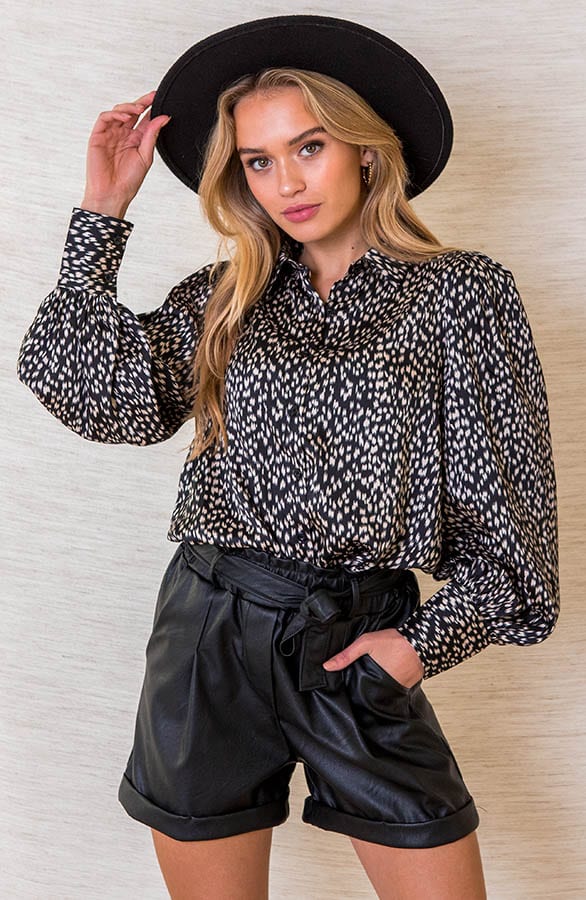 Glanzende Print Blouse Holly Zwart – shoparchief