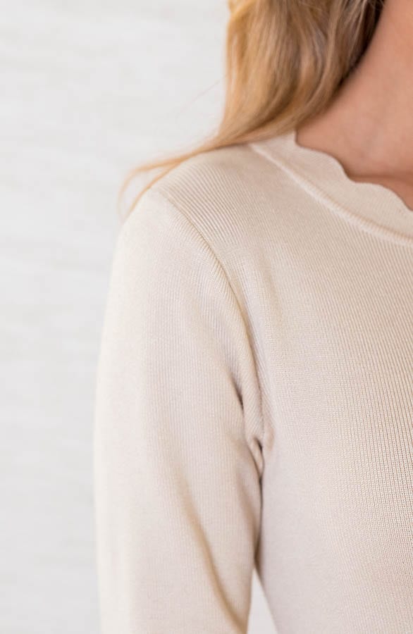 Golvende Stretch Jurk Kylie Beige – shoparchief — foto 4